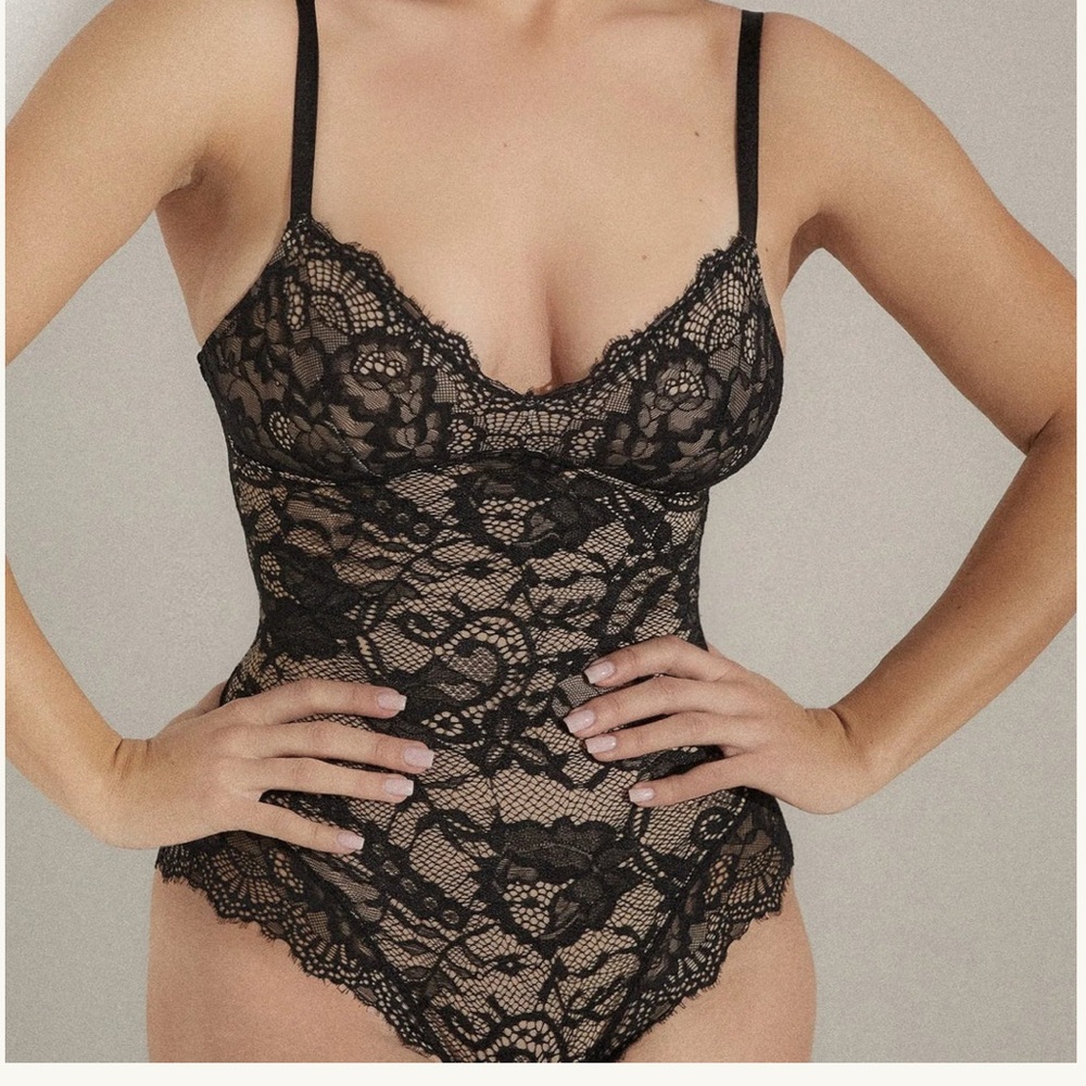 Pinsy Black Lace Bodysuit